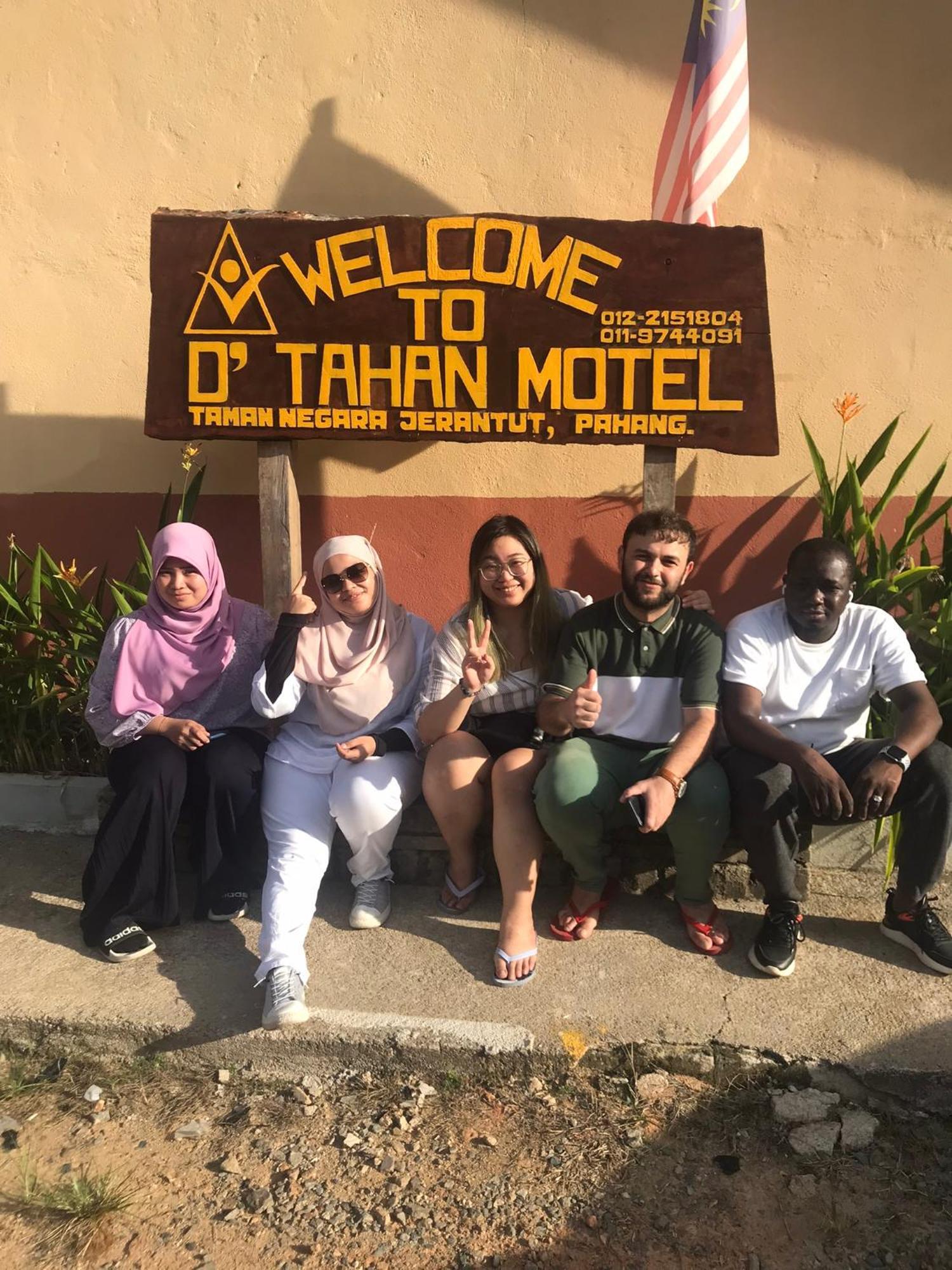 Dtahan Motel Taman Negara Kuala Tahan Eksteriør billede