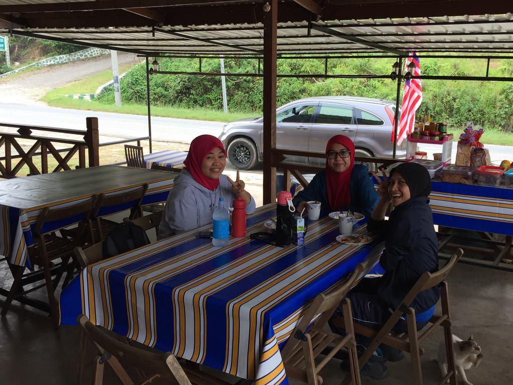 Dtahan Motel Taman Negara Kuala Tahan Eksteriør billede