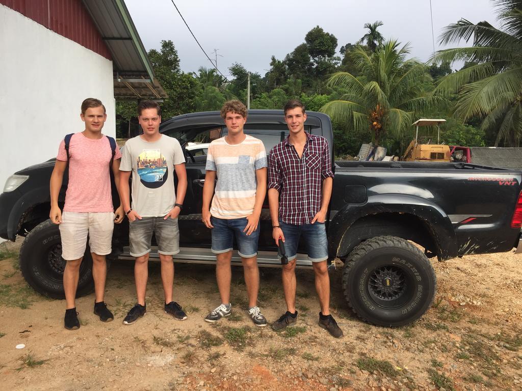 Dtahan Motel Taman Negara Kuala Tahan Eksteriør billede